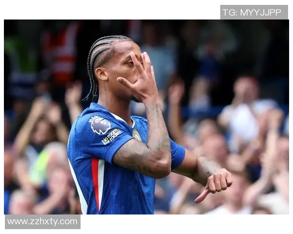 燃情绿茵传奇球星故事汇聚一堂见证足球荣耀与梦想征程 燃情绿茵传奇球星故事汇聚一堂见证足球荣耀与梦想征程